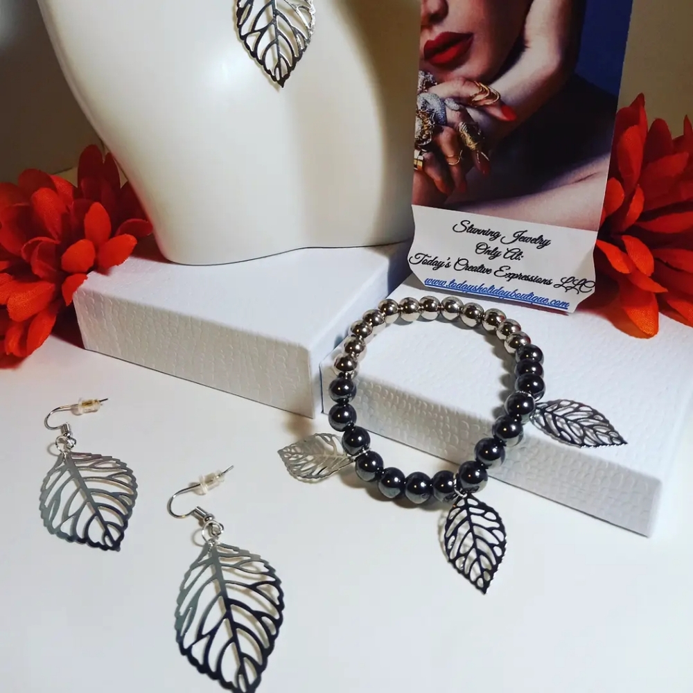 The Fall Leaves In Silver Collection - Picture 2 of 2